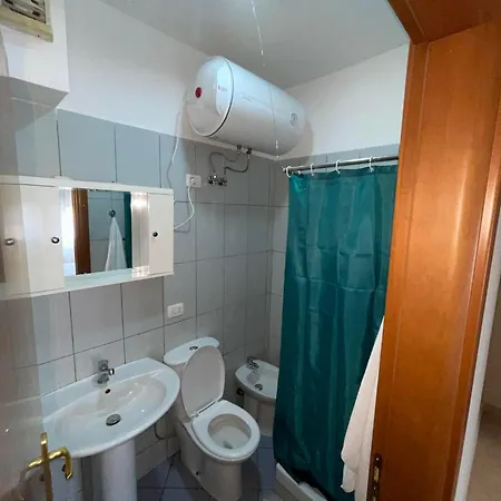 Love's Apartament Διαμέρισμα Τίρανα